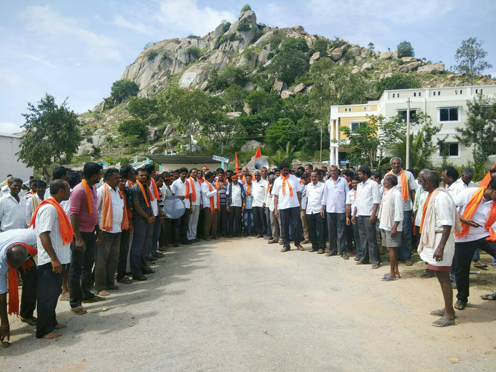 ಅಕ್ರಮ ಕಲ್ಲುಗಣಿಗಾರಿಕೆ ವಿರುದ್ಧ ಪಾದಯಾತ್ರೆ